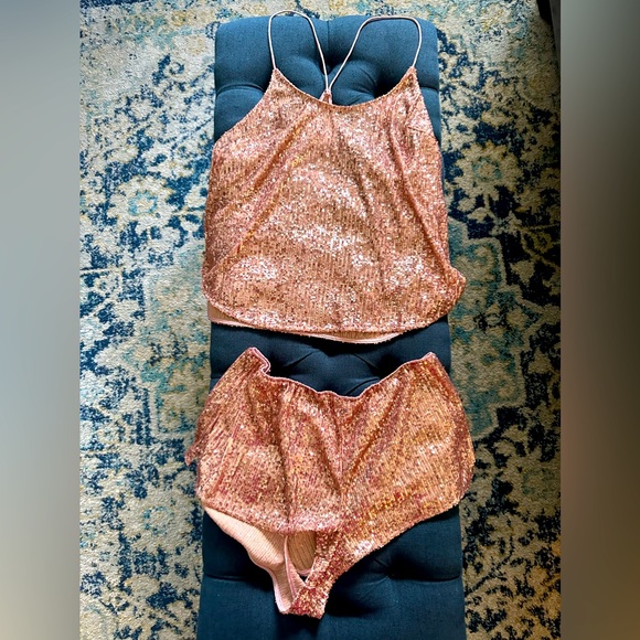 Victoria Secret sequin lounge set - Picture 2 of 3